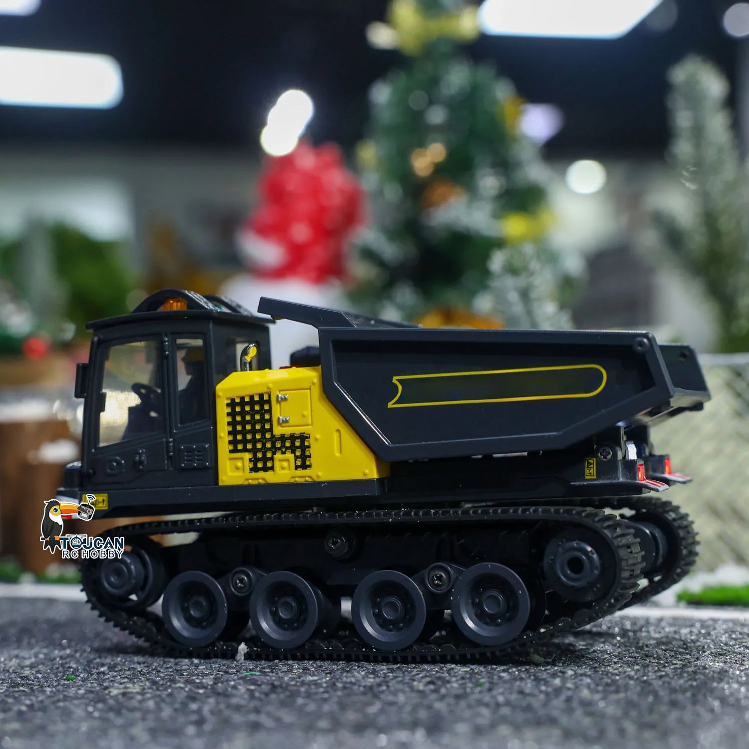 T14R  1/50 RTR Electric RC Crawler Dump Truck Tracked Tipper Finished Construction Vehicle Model Toys with Lights Sounds Hobby